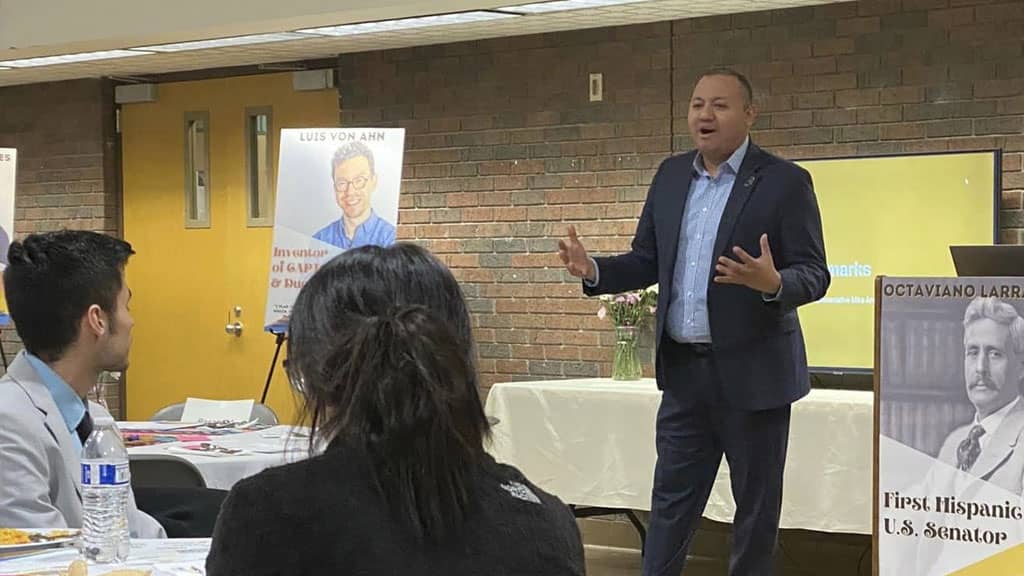 Mike Andrade spoke at Valparaiso University to show his support and encouragement as ValpoU strives to become an Hispanic Serving Institution